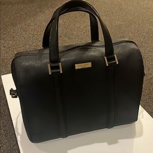 ✨🖤 Kate Spade Black Leather Crossbody Makeup Satchel Bag 🖤✨